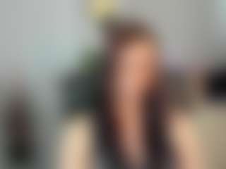Live cam show with emmaTease94 - Living Room on hrnylive.com