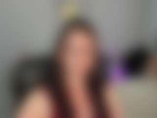 Live cam show with emmaTease94 - Flirt on Camming Site