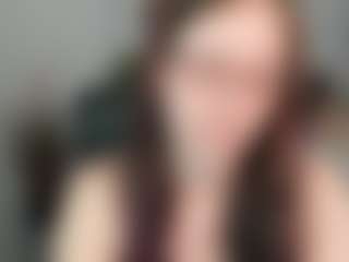 Live cam show with emmaTease94 - Living Room on camwithhim.com