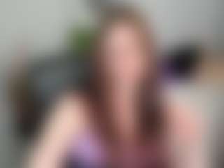 Live cam show with emmaTease94 - Small Ass on hrnylive.com