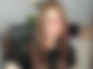 emmaTease94's Live Sex Cam Show