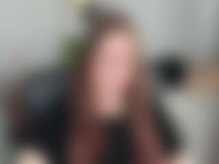Live cam show with emmaTease94 - Highheels on SmokeAndPoke