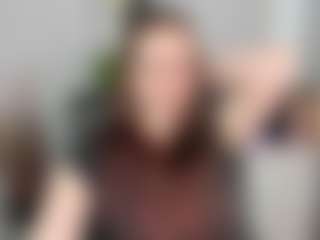 Live cam show with emmaTease94 - Toes on Gym Cam Girls