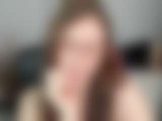 Live cam show with emmaTease94 - Toes on fuklive.com