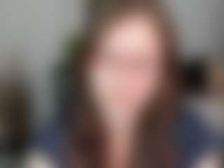 Live cam show with emmaTease94 - Toes on dropp.cam