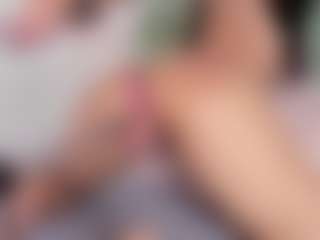 Live cam show with GRACE - Deepthroat on CamClone