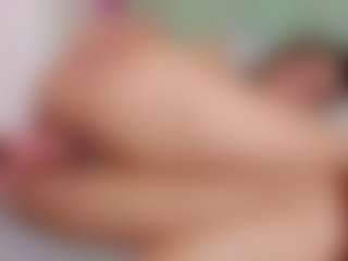 Live cam show with GRACE - Strip Teen (18+) on Dolls Live
