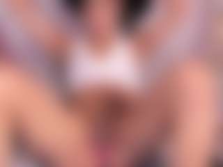 Live cam show with GRACE - Squirt Teen (18+) on Dolls Live