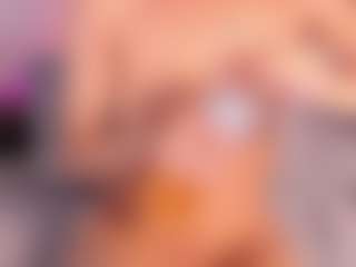 Live cam show with GRACE - Black Small Tits on 1on1-livenow