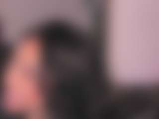 Live cam show with GRACE - Public Black on eurowanks.com