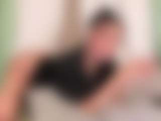 Live cam show with GRACE - Curvy Small Tits on xblisslive.com