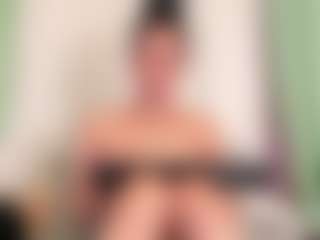 Live cam show with GRACE - Ebony Toys on Camsoda | colombia