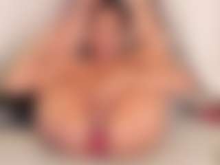 Live cam show with GRACE - Latina Toys on CamwithHer | colombia