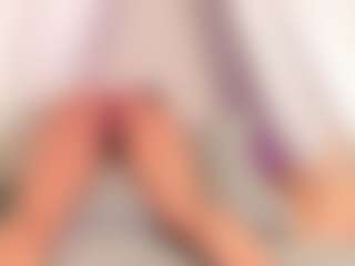 Live cam show with GRACE - Brown Eyes on Milfs Live
