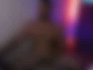 Live cam show with Come1to1mE - Drinking on wildcum.com