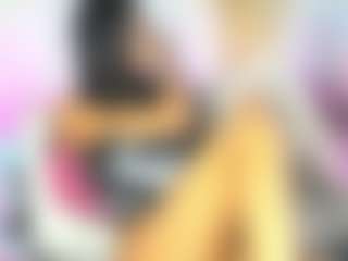 Spettacolo in cam dal vivo con Estefag111 - Tease su Camsoda