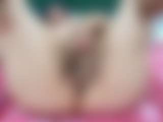 GirlAmada's Live Sex Cam Show