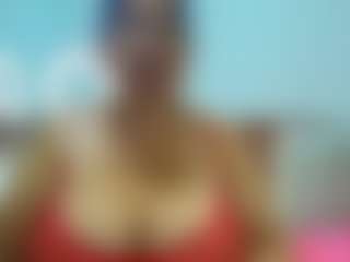 Live cam show with GirlAmada - Granny MILF on Camming Site