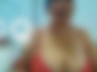 Show di cam dal vivo con GirlAmada - Facial su Camsoda