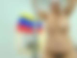 GirlAmada's Live Sex Cam Show