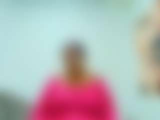 Live cam show with GirlAmada - Mature on xfollow cams