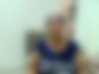 GirlAmada MILF webcam performer live streaming