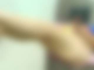 Live cam show with GirlAmada - Granny Big Ass on Camsoda