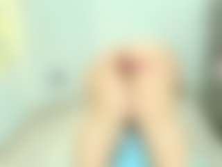 Live cam show with GirlAmada - Living Room on Camsoda