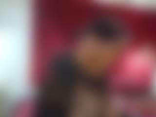 Live cam show with GirlAmada - Spy Granny on Livezox