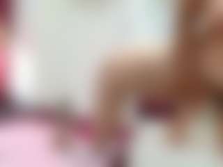 Live cam show with GirlAmada - Facial on Camming Site