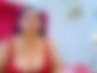 Live cam show with GirlAmada - Facial on Camsoda