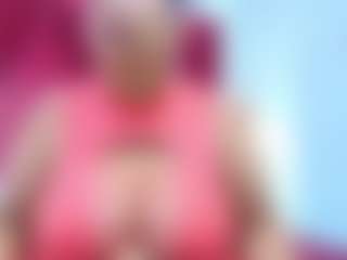 GirlAmada's Live Sex Cam Show
