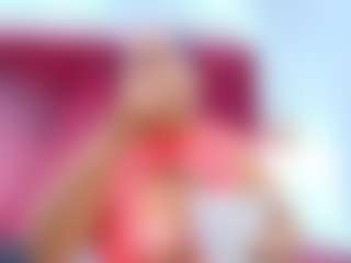 Live cam show with GirlAmada - Granny on CamSodaAdn