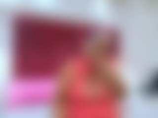 Live cam show with GirlAmada - Mature on Hubzter Live