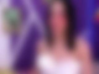 Live cam show with L I L I T - Latina on Camsoda