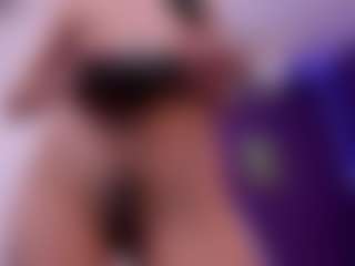 Live cam show with L I L I T - Mature on Camsoda