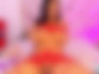 Live cam show with Mariana Santos - Ebony on xDating