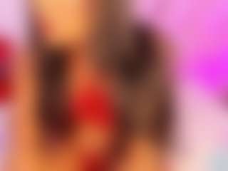 Live cam show with Mariana Santos - Camel Toe on EXY