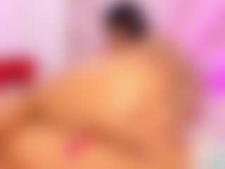 Live cam show with Mariana Santos - Ebony Big Tits on Chatstar