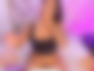 Live cam show with Mariana Santos - Strip Ebony on friskycurves.com | colombia