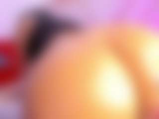 Live cam show with Mariana Santos - Double Penetration on Camsoda