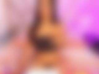 Live cam show with Mariana Santos - Big Tits on Chatstar