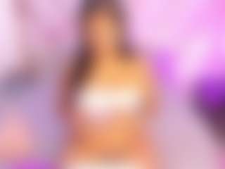 Live cam show with Mariana Santos - Ebony on StripNow | colombia