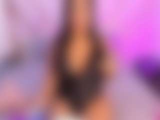 Live cam show with Mariana Santos - Ebony on Milf Play | colombia