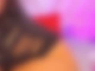 Live cam show with Mariana Santos - Big Tits on AdultVida.com