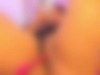 Live cam show with Mariana Santos - Ebony Big Tits on Soda Cam