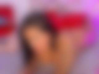 Live cam show with Mariana Santos - Double Penetration on StripNow