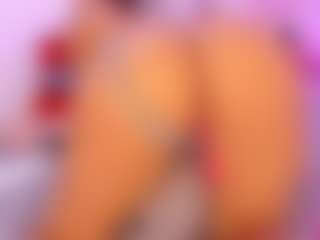Live cam show with Mariana Santos - Spank Ebony on Cam Slut