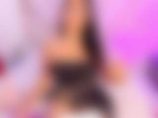 Live cam show with Mariana Santos - Ebony Teen (18+) on TeamSkeetLive