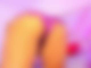 Live cam show with Mariana Santos - Deepthroat on SquirtSoMuch